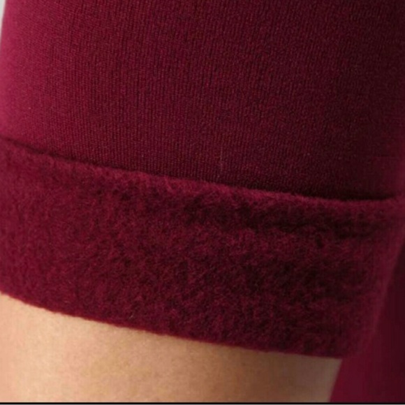 High Waisted Fleece Lined Leggings - Picture 7 of 8